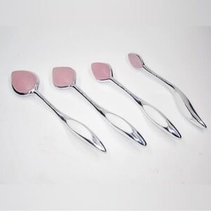 PÜR MINERALS Pillow Blend Silicone
Makeup Brushes